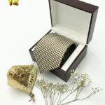 Cà vạt xanh vàng chấm bi - Hộp gỗ - 12